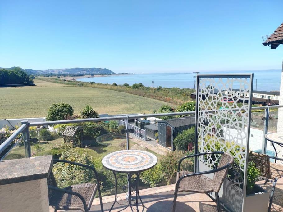 Blue Anchor House - Seaview, Hot Tub Apartments Exterior foto