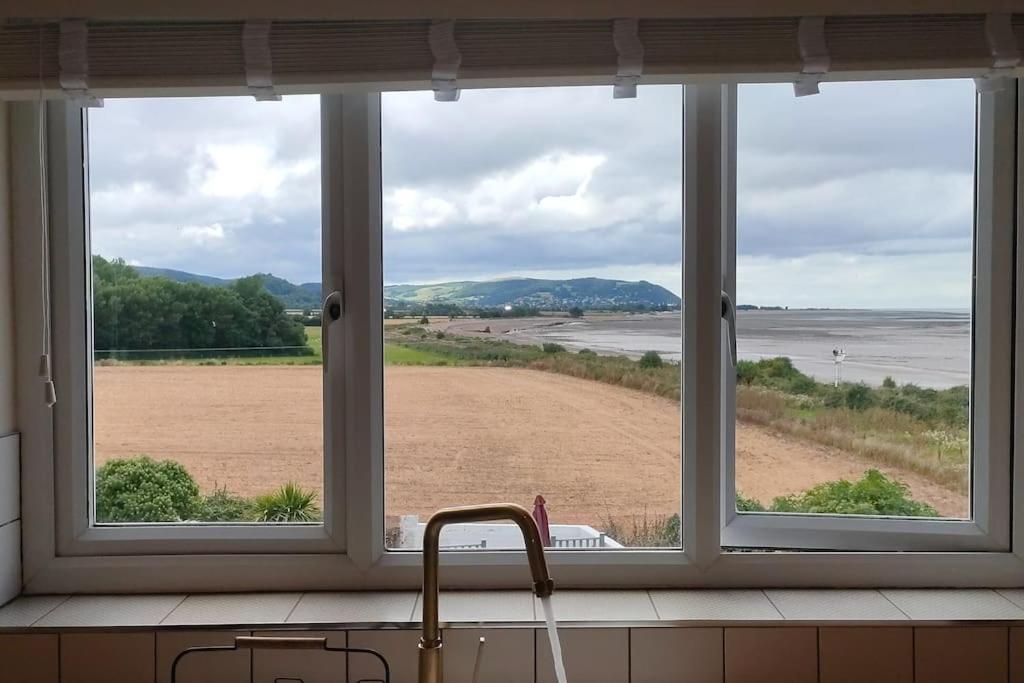 Blue Anchor House - Seaview, Hot Tub Apartments Exterior foto